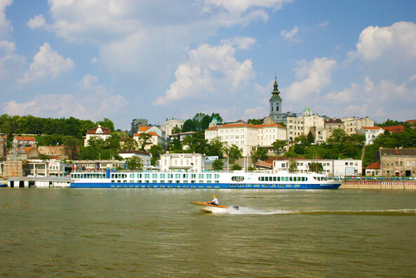 沿多瑙河顺帆而下 走进欧洲的神秘花园塞尔维