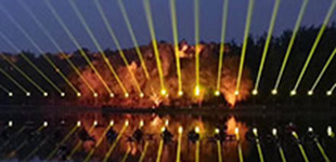 “一帶一路”奧林匹克公園光影秀
為配合第二屆“一帶一路”國際合作高峰論壇，營造喜慶熱烈氛圍，北京市在奧林匹克公園區…
