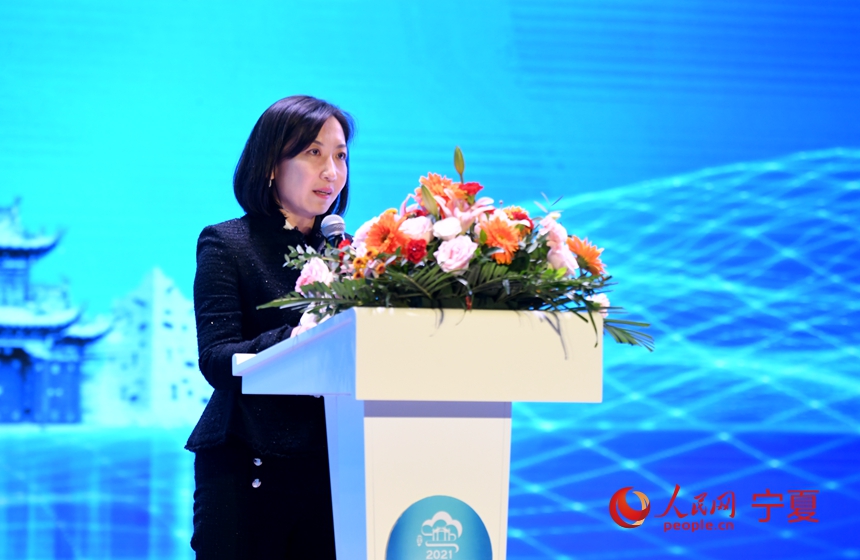 人民網黨委委員、董事、副總裁宋麗雲致辭。人民網 於凱攝