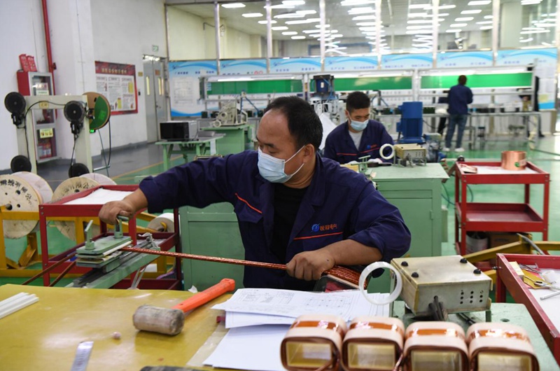 寧夏銀川：企業穩產保鏈 生產運轉不停