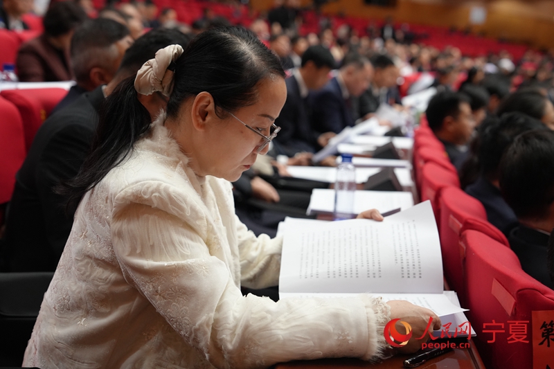 开幕会现场。人民网记者 梁宏鑫摄