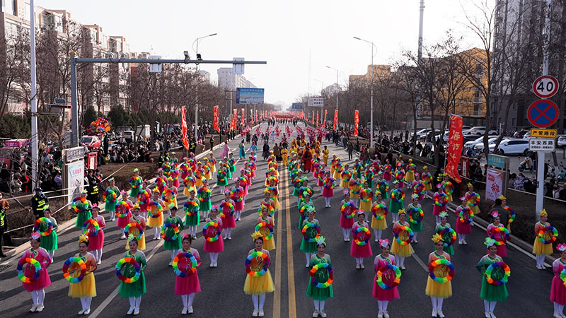 宁夏中卫市2026年春节社火暨舞龙舞狮展演比赛开演